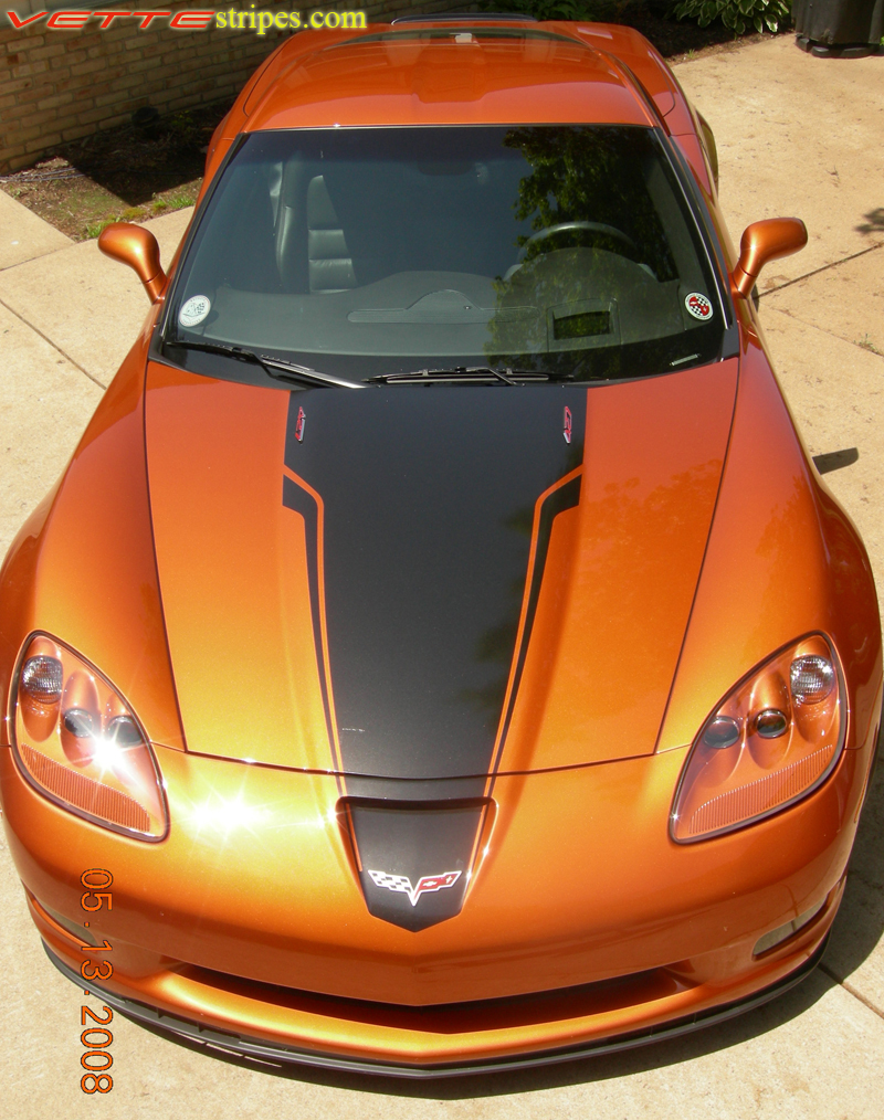 C6-Corvette-Z06-DSOM-with-metallic-black-427-edition-stripe-1.jpg