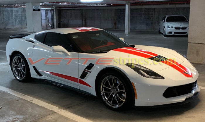 White C7 Grand Sport with red side stripe 2