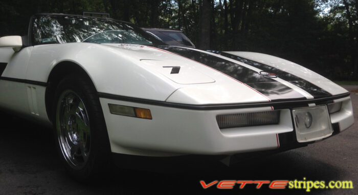 C4 Corvette with black and red full body racing stripe
