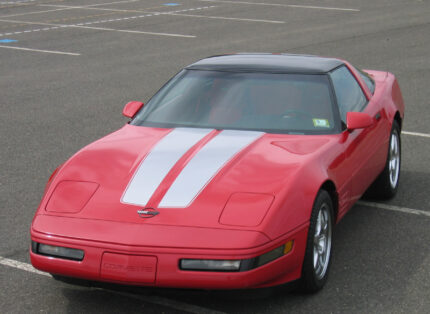 C4 Corvette with metallic silver CE1 stripe
