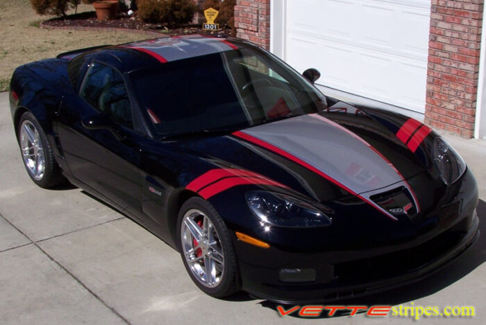 C6 Corvette Z06 Grand Sport black with silver and red ME stripe