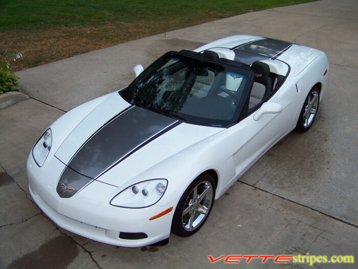 Arctic white C6 Corvette convertible with medium charcoal and black ME stripe