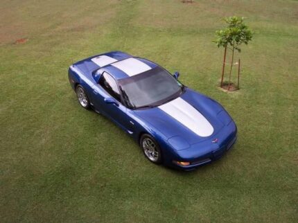 C5 Corvette Z06 electron blue with metallic silver ME1 stripe