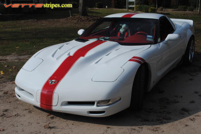 White C5 Corvette red Grand Sport stripe