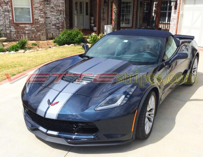 Night race blue C7 Z06 convertible with gloss blade silver GM dual racing stripes 2
