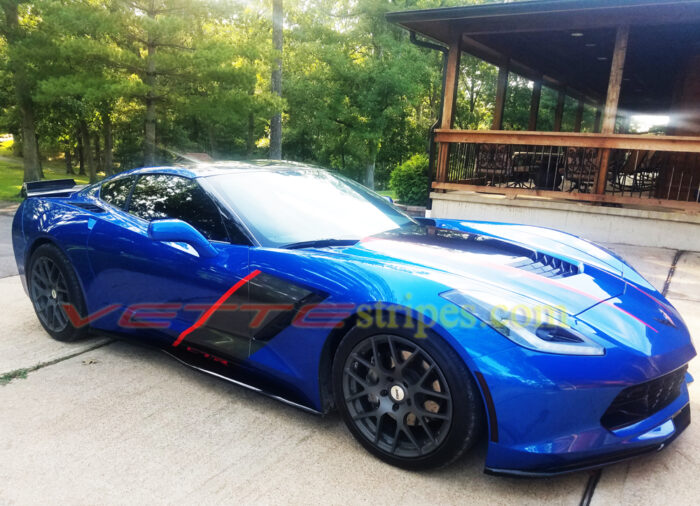 Laguna blue C7 Stingray with C7R side stripes in Dark Charcoal with red pinstripes