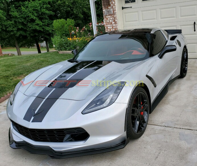 Silver C7 Corvette with carbon flash dual racing 4
