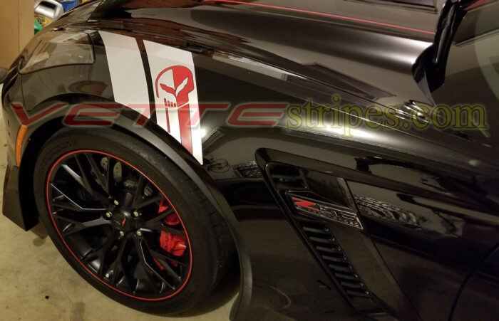 C7 Corvette with jake skull fender hash marks in 2 color style 1